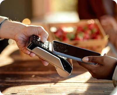 Scanning phone on a card machine